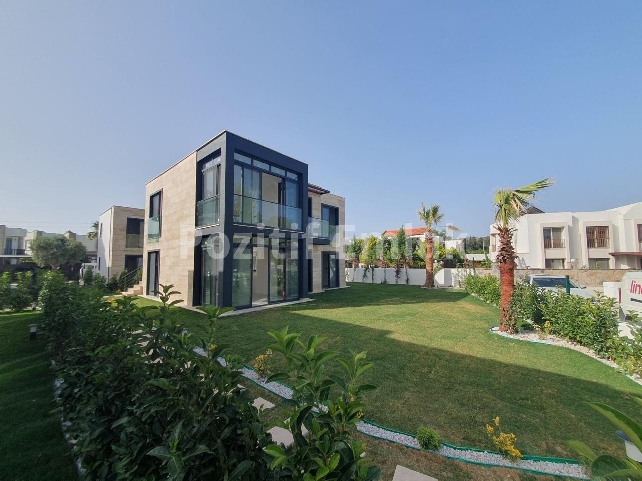 Bodrum Yahşi'de Denize Çok Yakın Havuzlu Sıfır Lüks Daireler