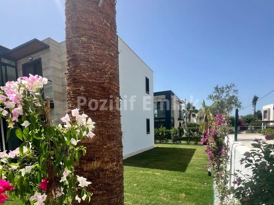Bodrum Yahşi'de Denize Çok Yakın Havuzlu Sıfır Lüks Daireler