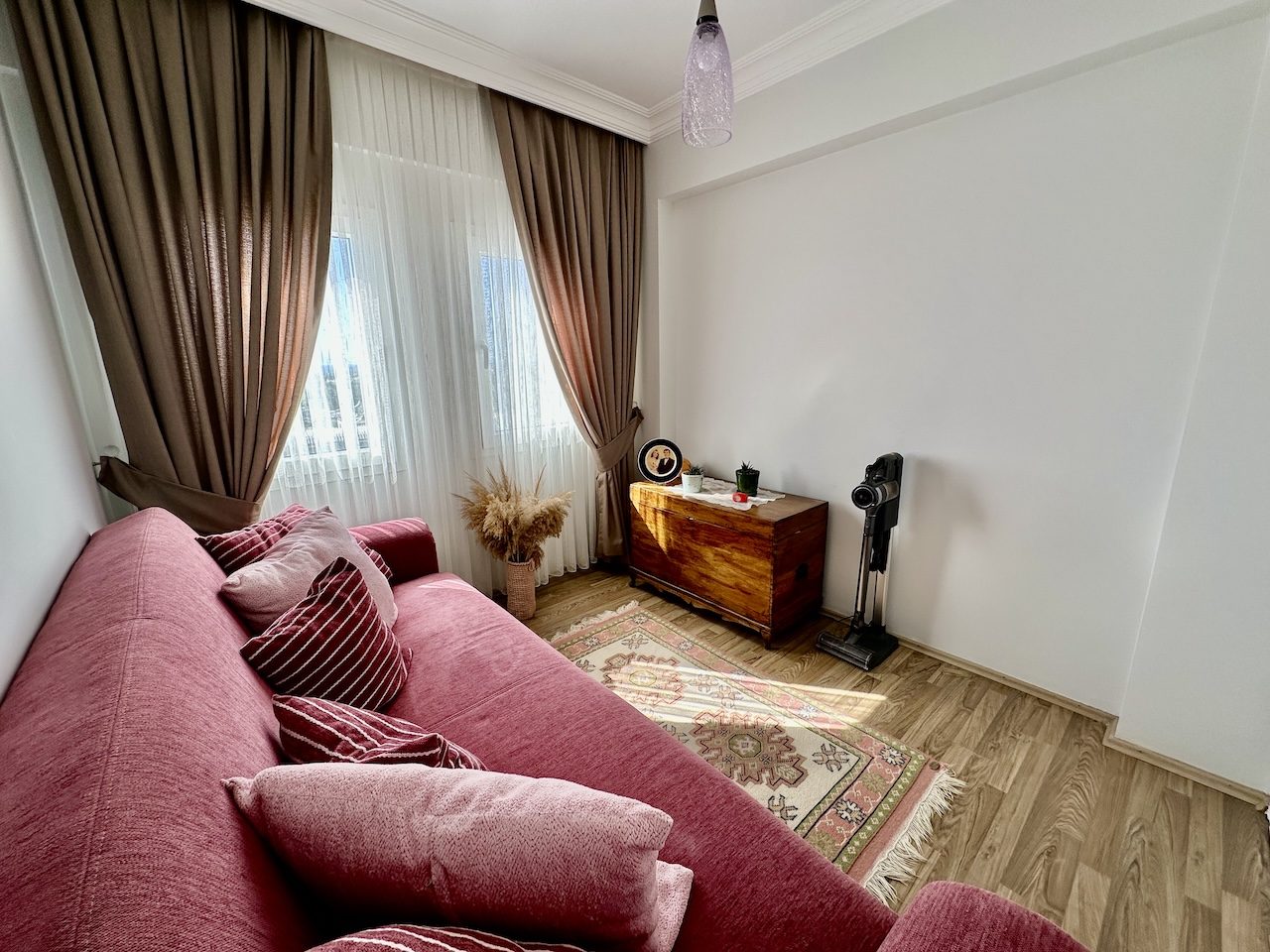 Bodrum Turgutreis'te Deniz Manzaralı Tertemiz 3+1 Daire