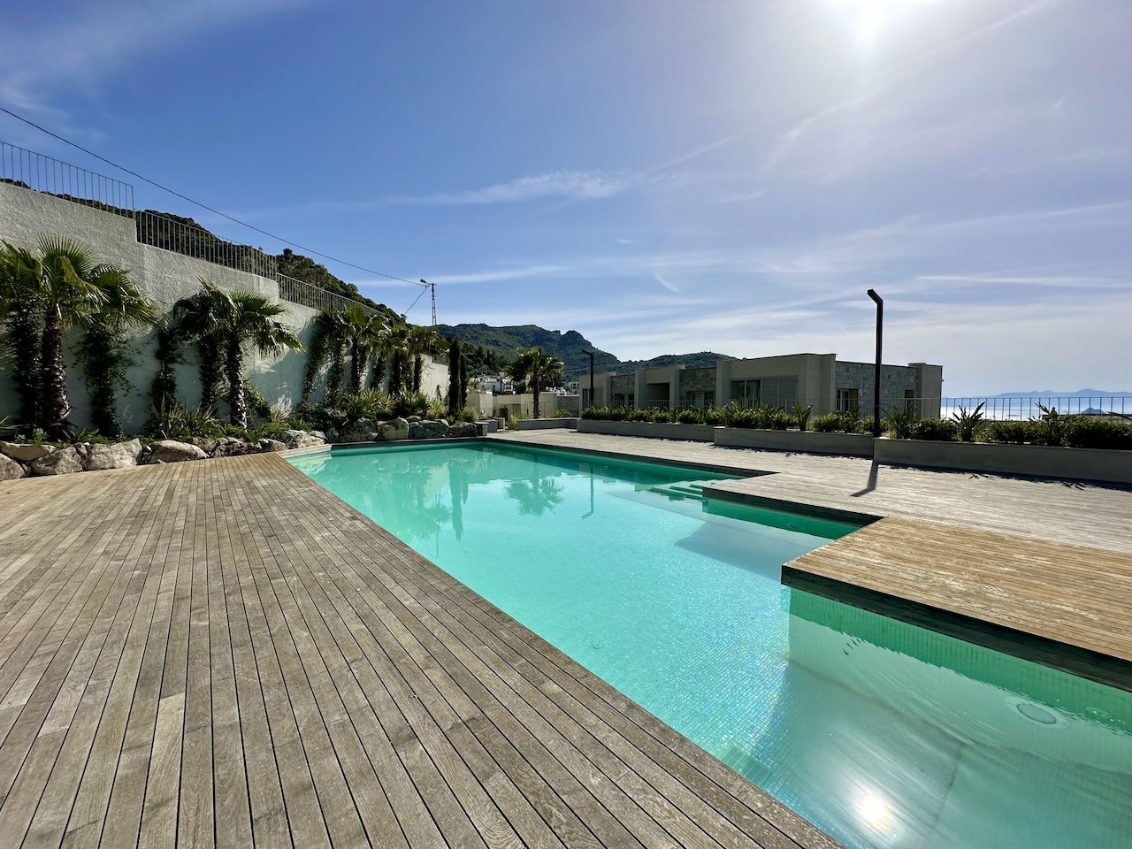 Bodrum Turgutreis'te Muhteşem Deniz Manzaralı Sıfır Lüks Daire