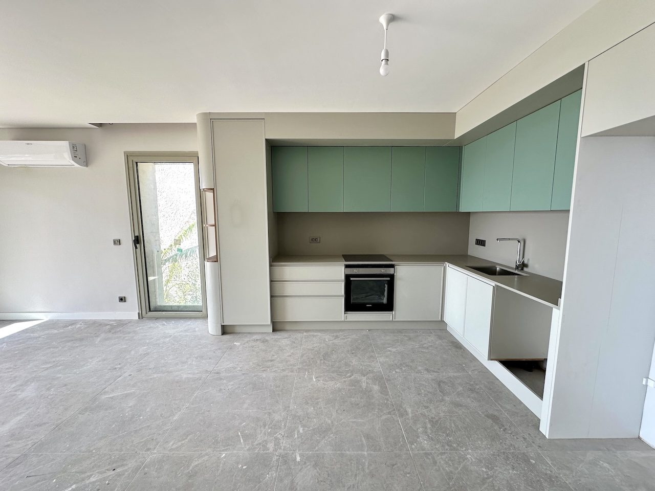 Bodrum Turgutreis'te Muhteşem Deniz Manzaralı Sıfır Lüks Daire