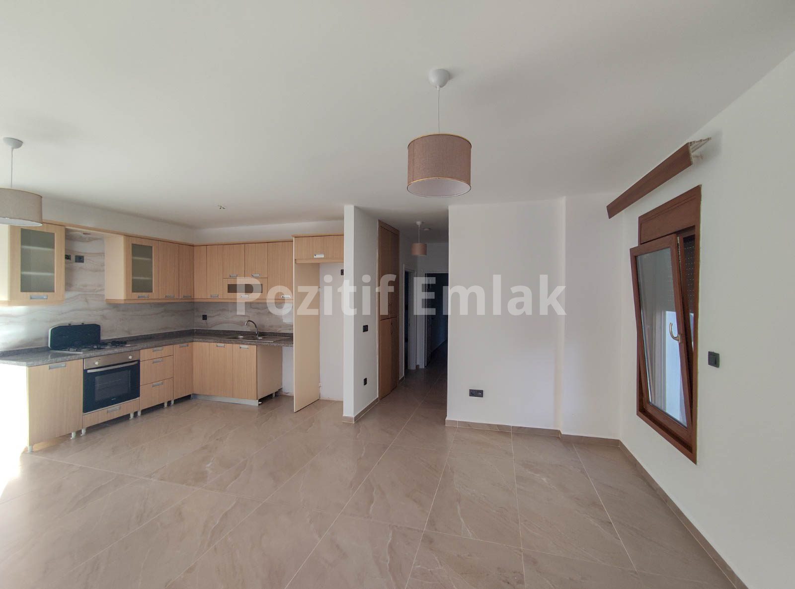 Turgutreis Bahçelievler'de Sahile Sıfır 2+1 Daire