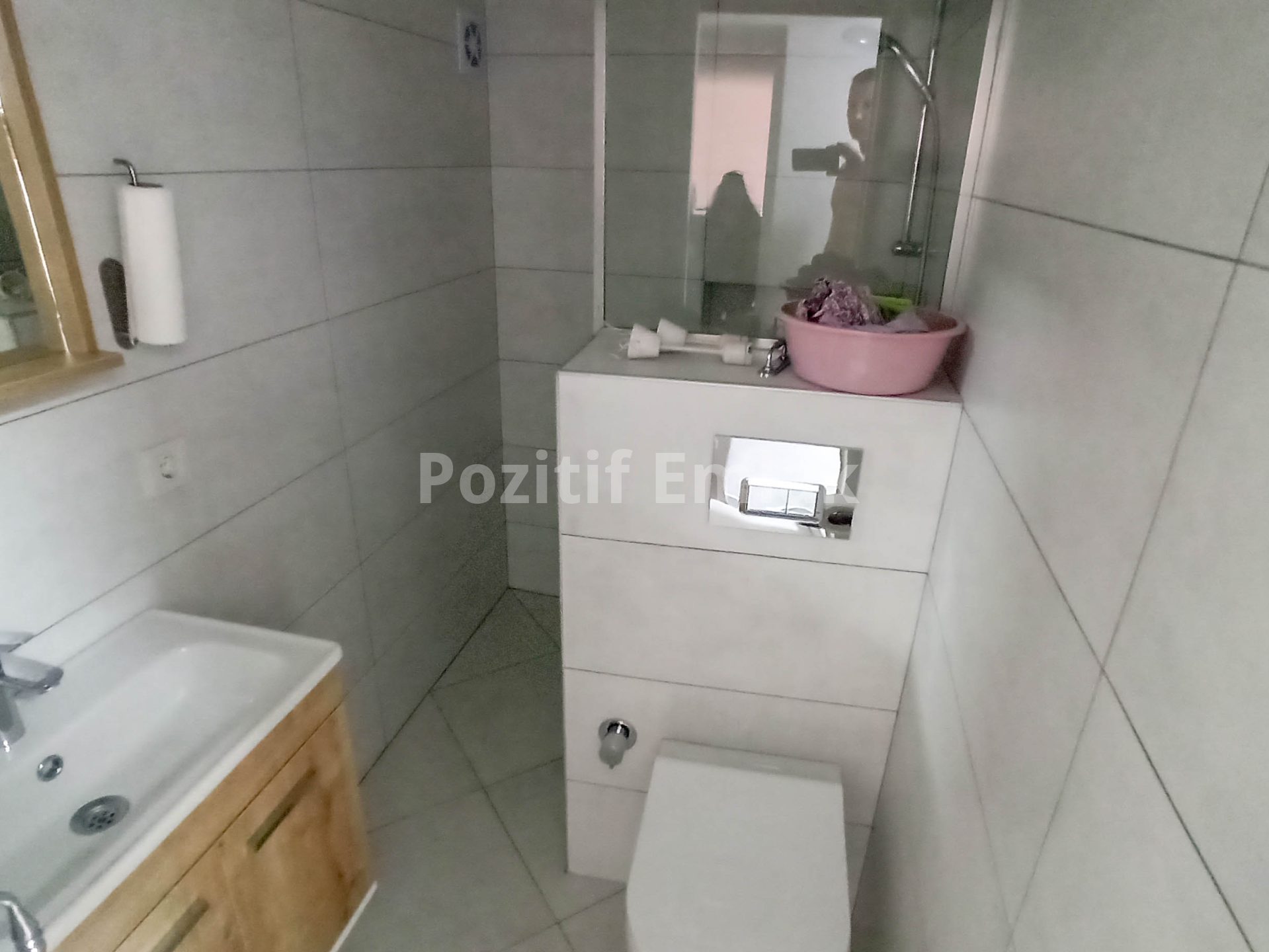 Akyarlar Nağme Sitesi'nde Geniş Bahçeli Manzaralı 3+1 Villa