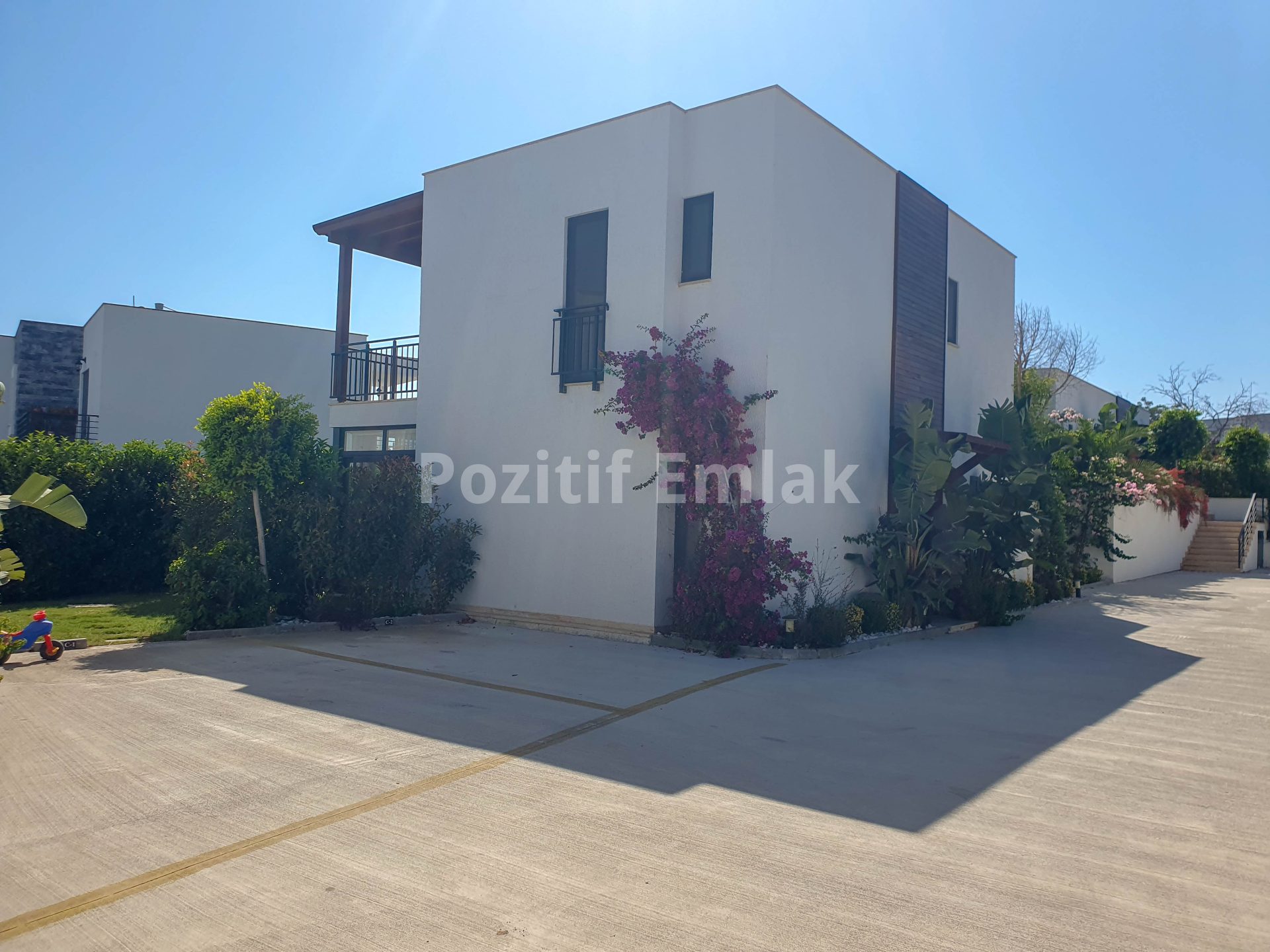Bodrum Gümüşlük Merkezde Site içi Sıfır Lüks Daire