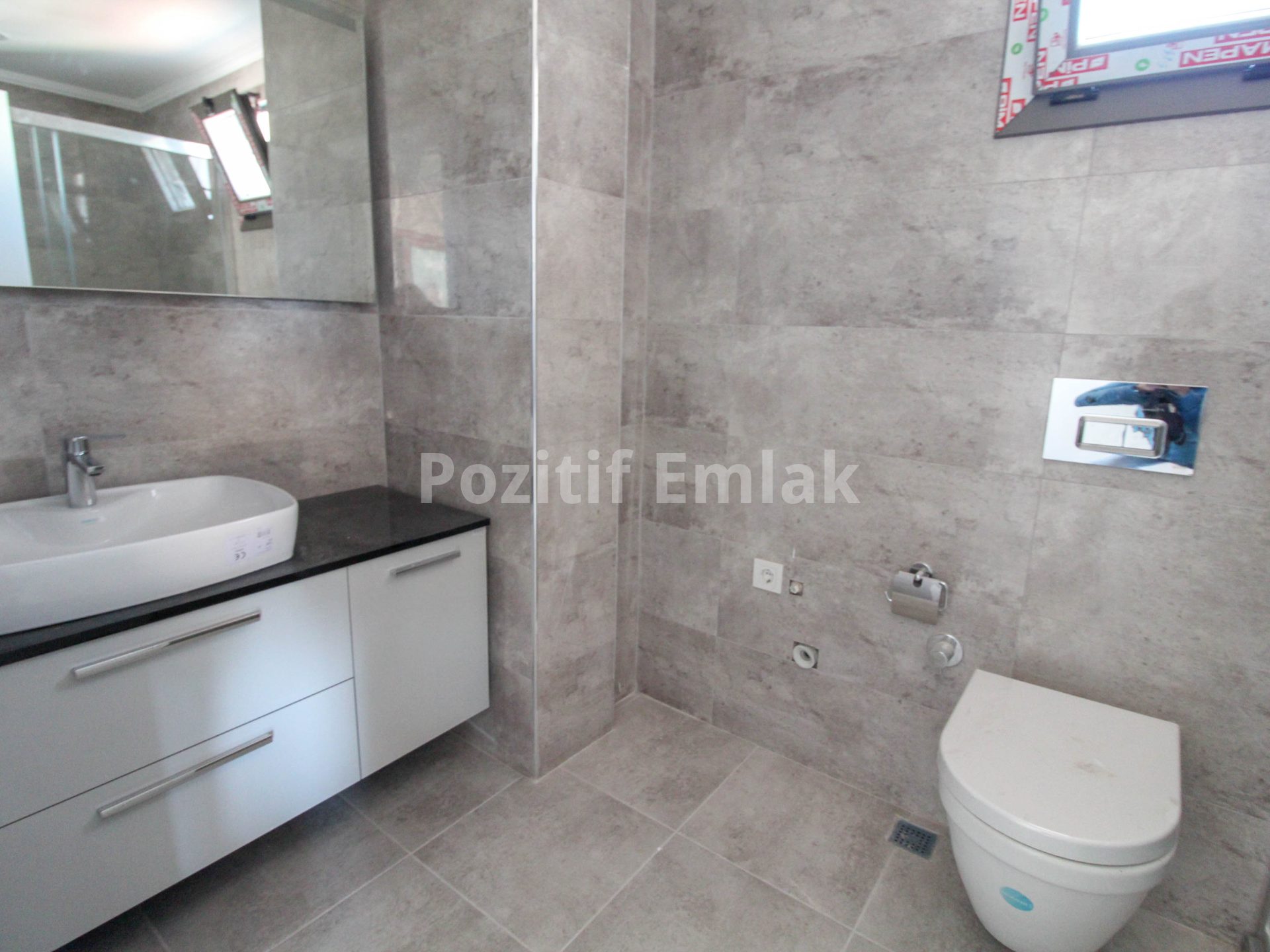 Turgutreis Merkezde 3+1 Sıfır Villa