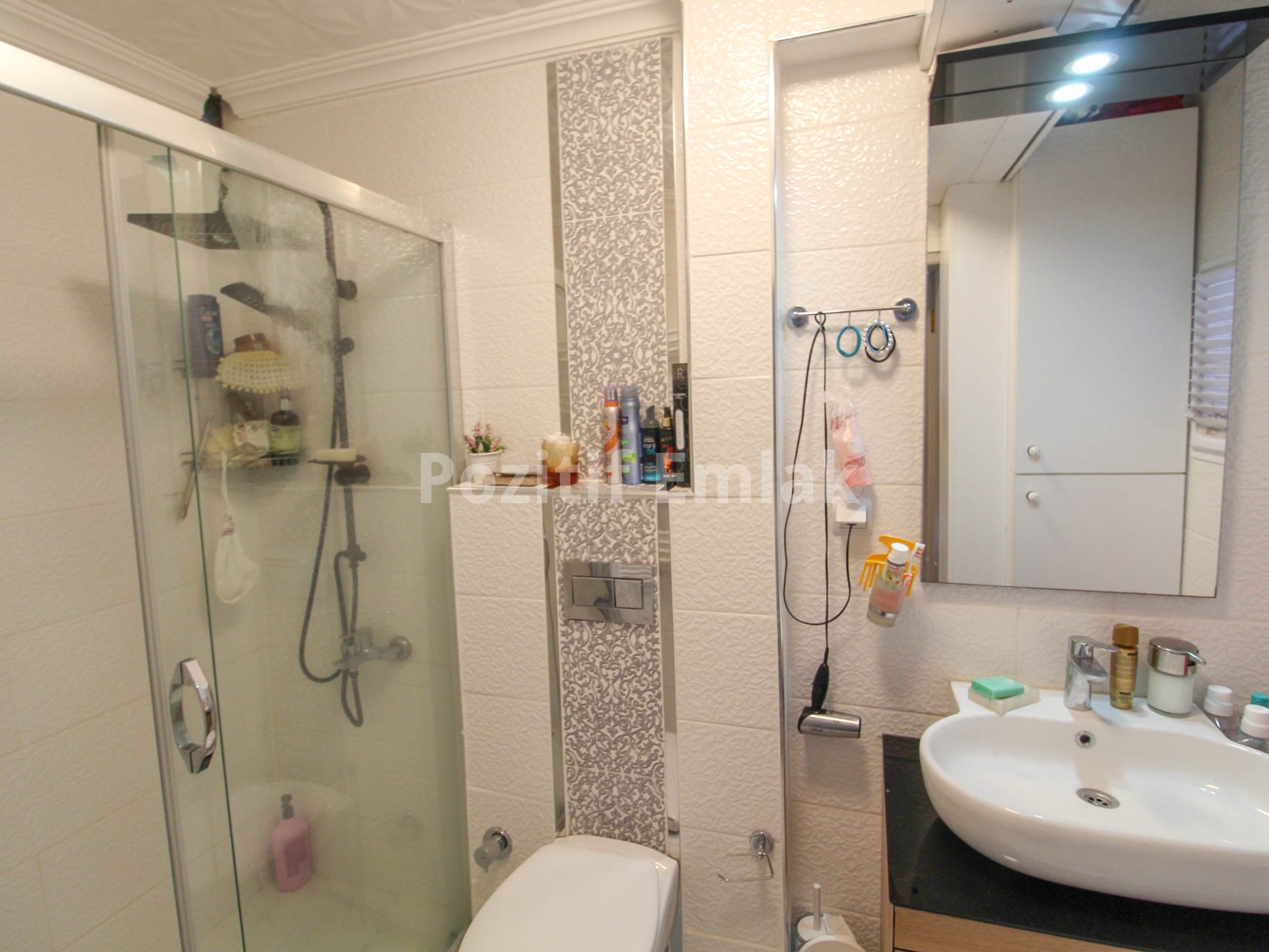 Turgutreis Yalı'da Denize Sıfır 2+1 Daire