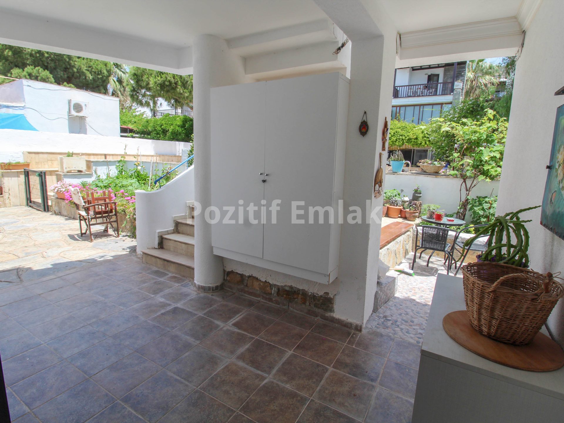 Turgutreis Yalı'da Denize Sıfır 2+1 Daire