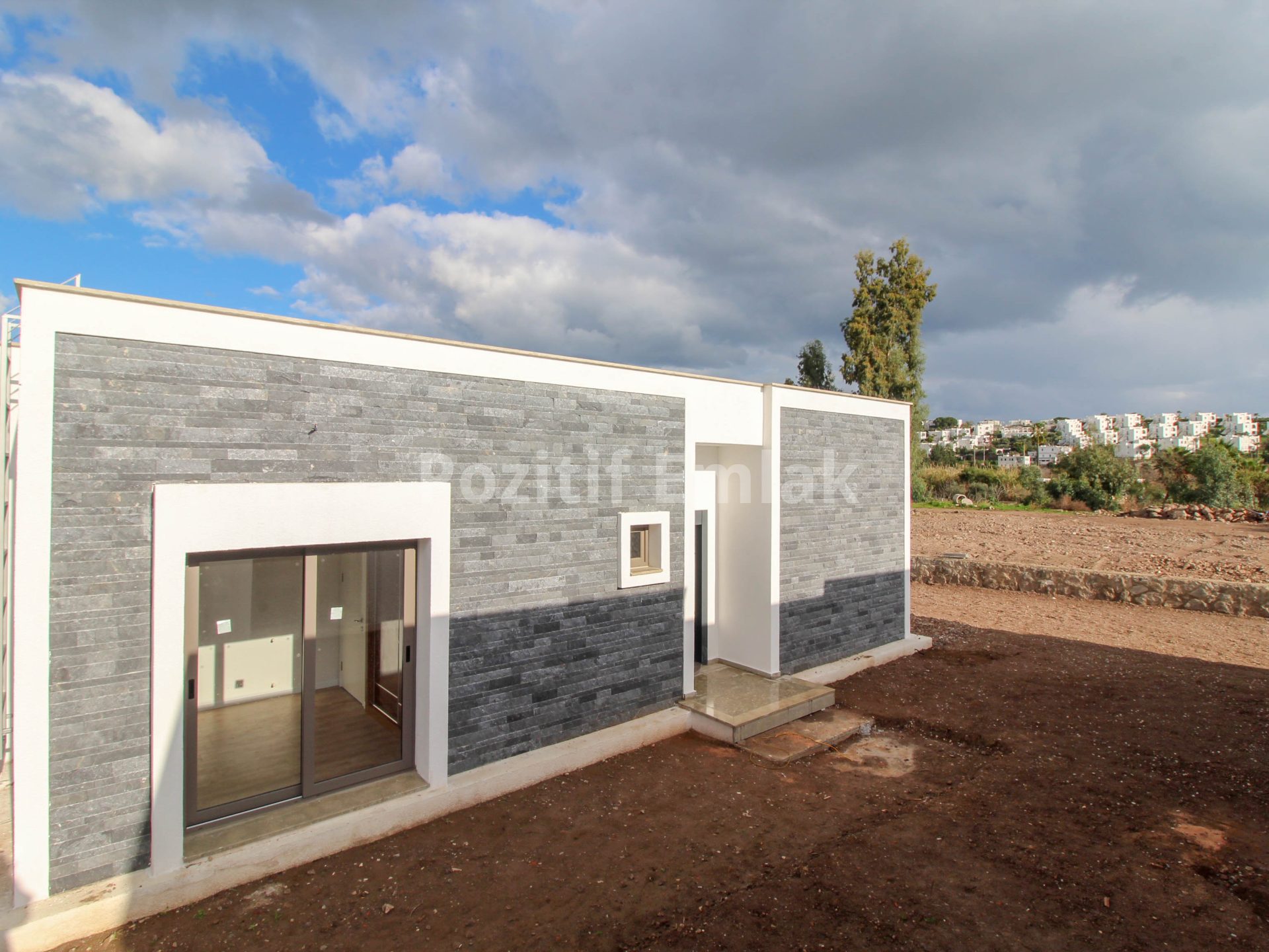 Bodrum Akyarlar'da Tek Katlı Denize Yakın Villa