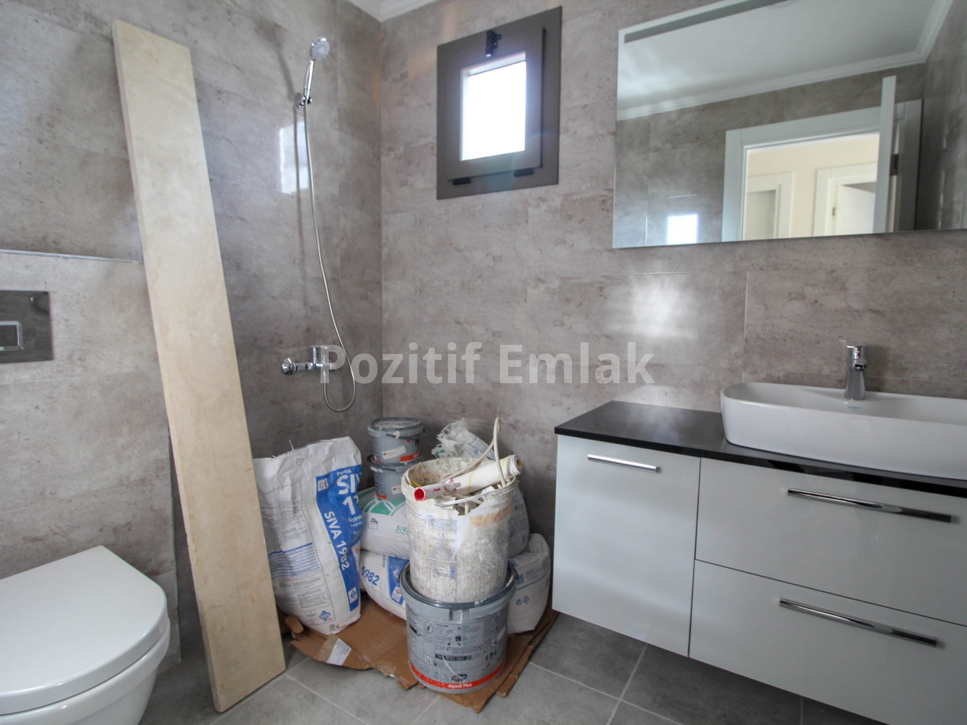 Bodrum Akyarlar'da Tek Katlı Denize Yakın Villa