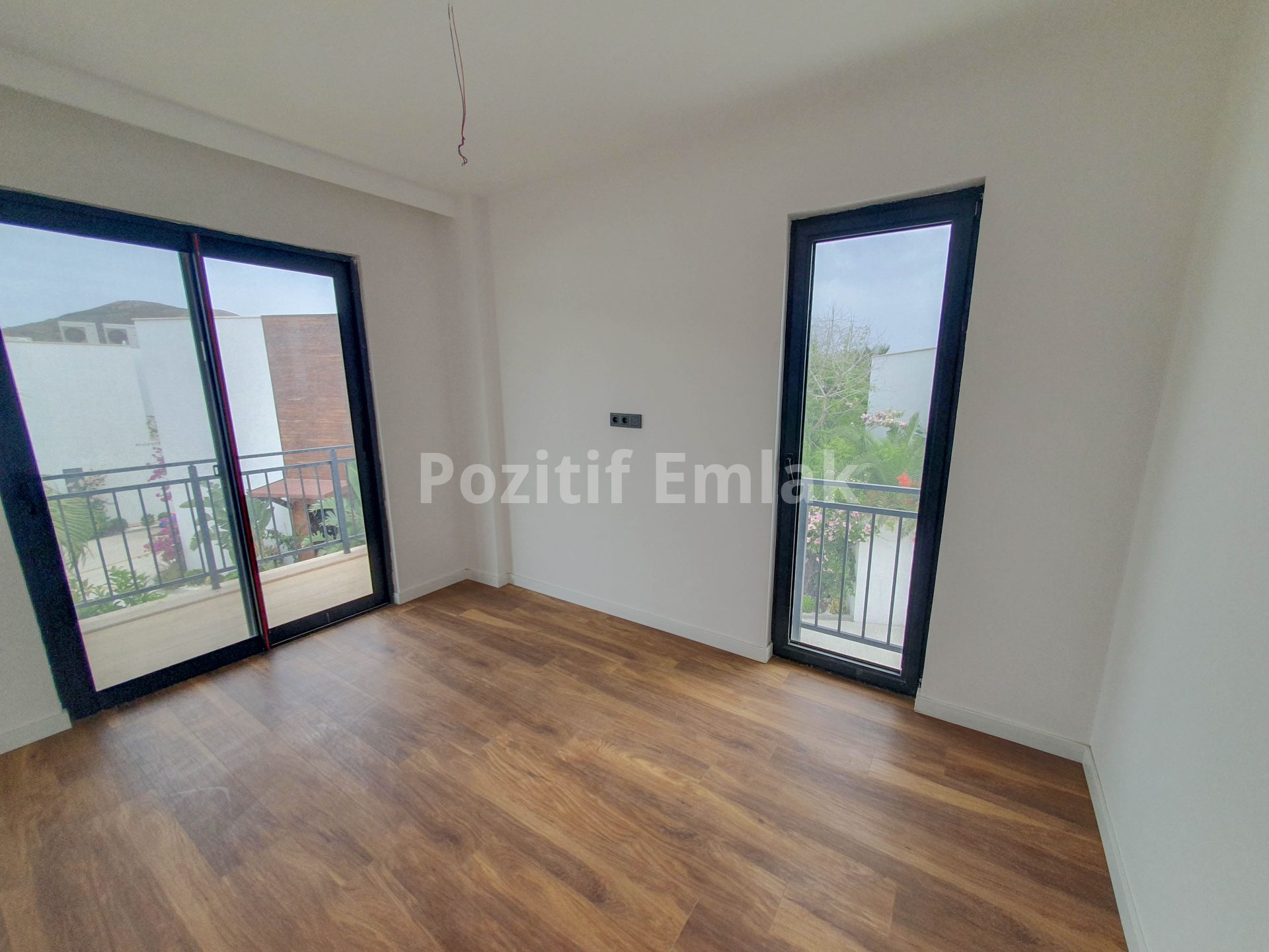 Bodrum Gümüşlük Merkezde Sıfır Dubleks Havuzlu Villalar