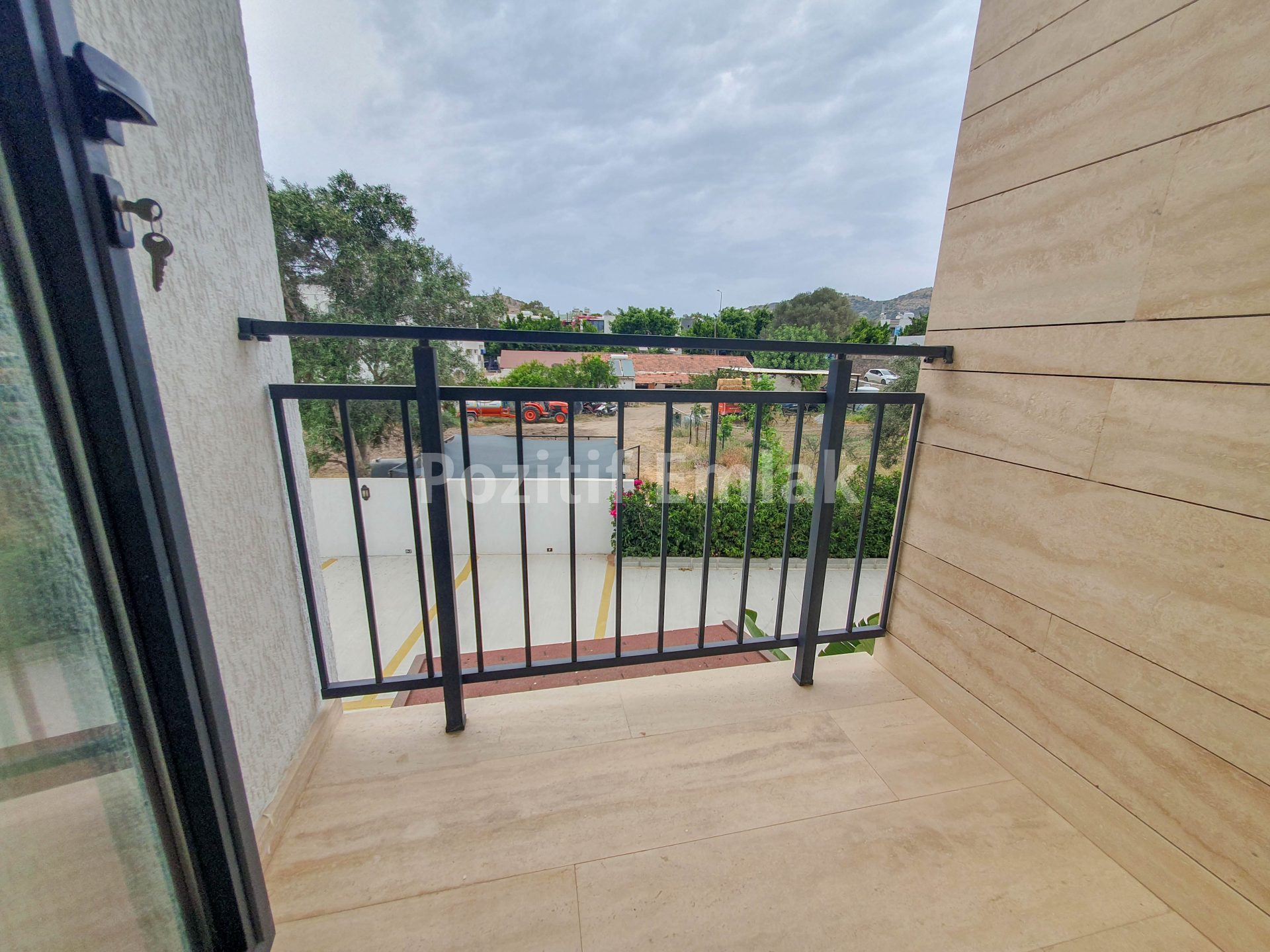 Bodrum Gümüşlük Merkezde Sıfır Dubleks Havuzlu Villalar