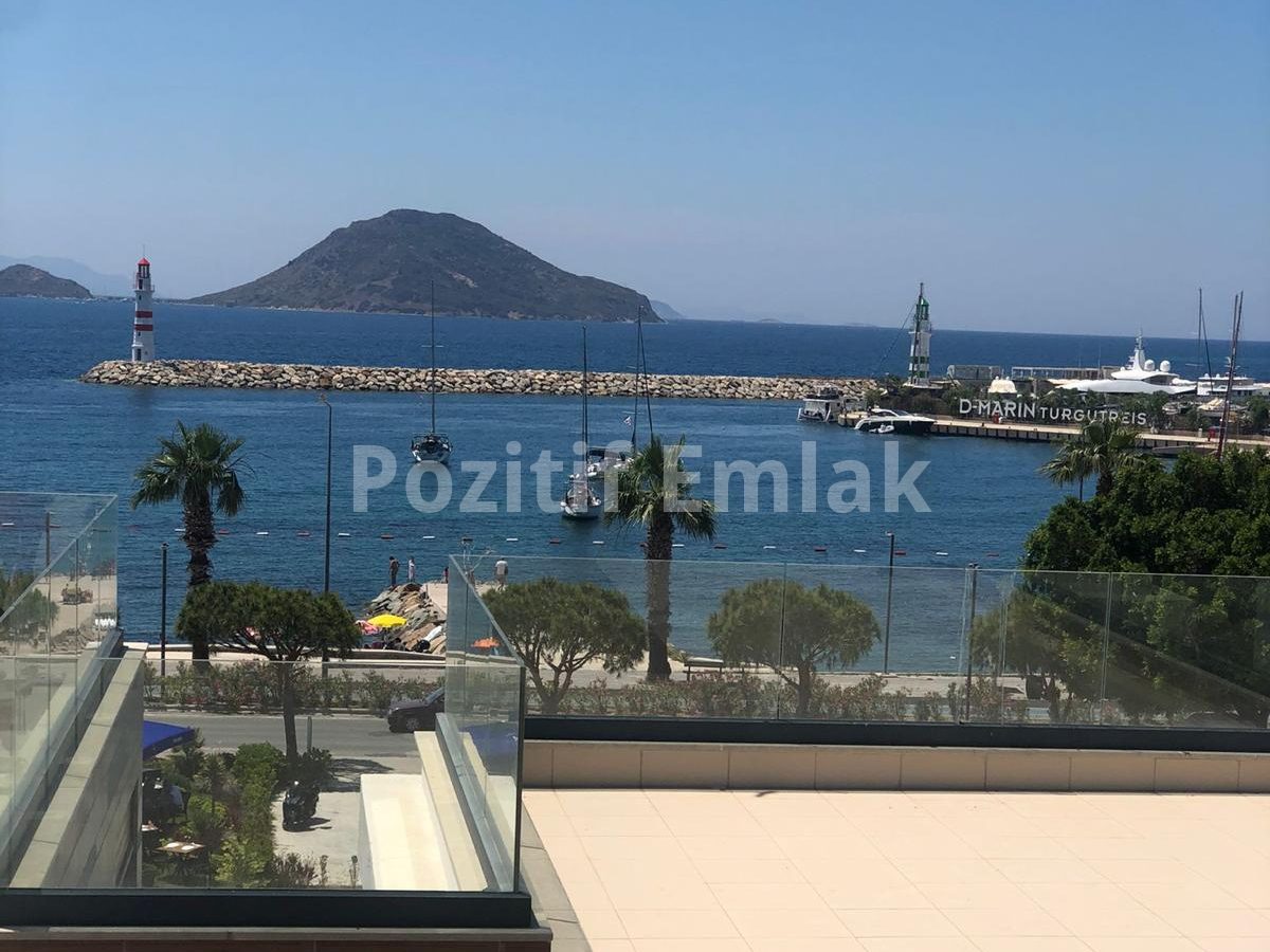 Turgutreis Yalı'da Deniz Manzaralı Lüks Rezidans