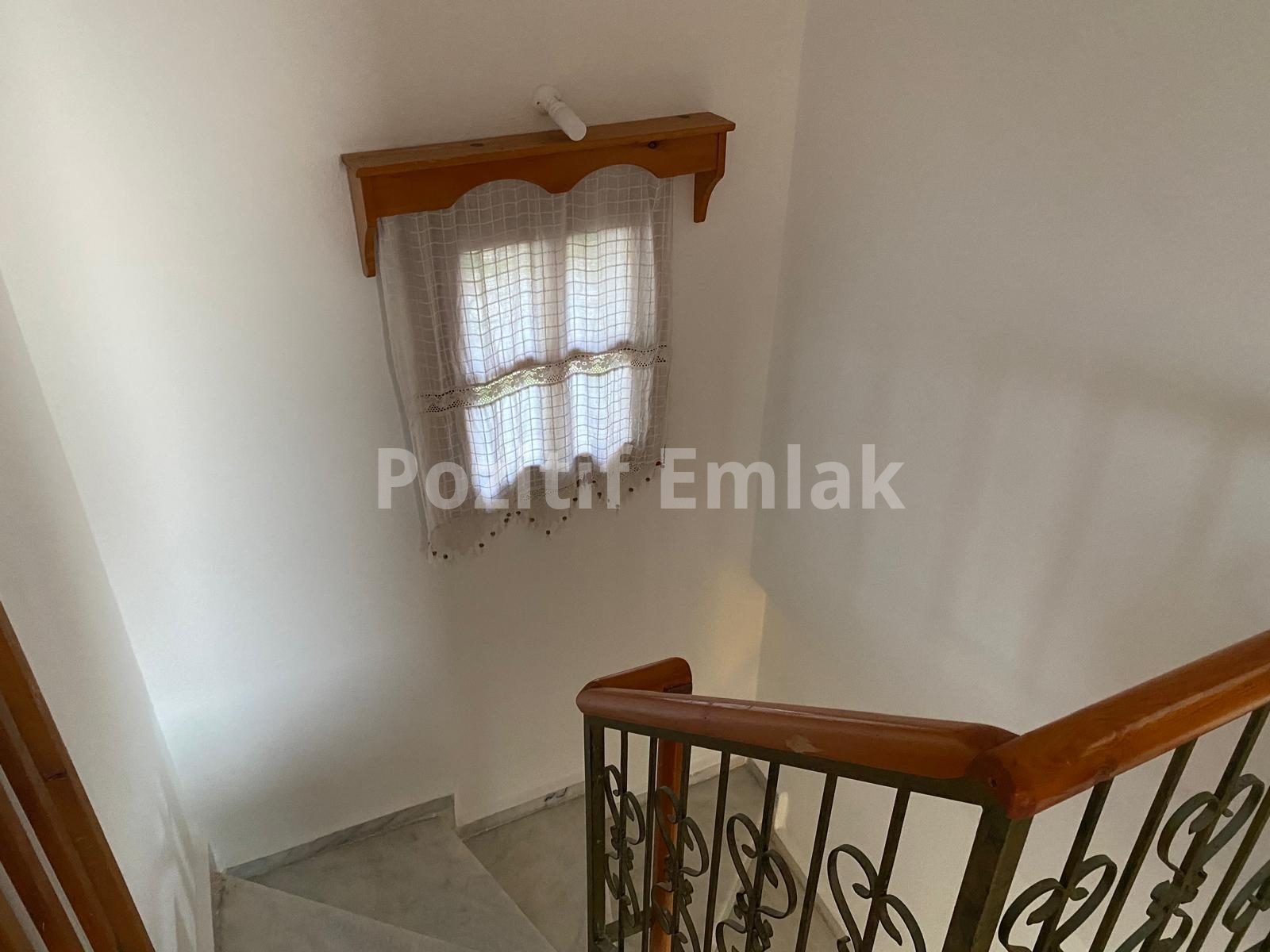 Bodrum Turgutreis'te Denize Yakın Deniz Manzaralı Dubleks Villa