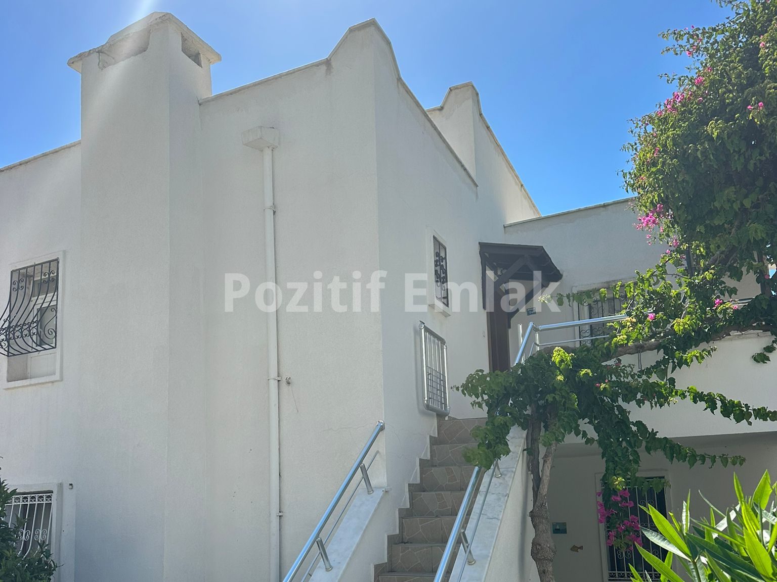 Bodrum Akyarlar'da Site içi Deniz Manzaralı Daire