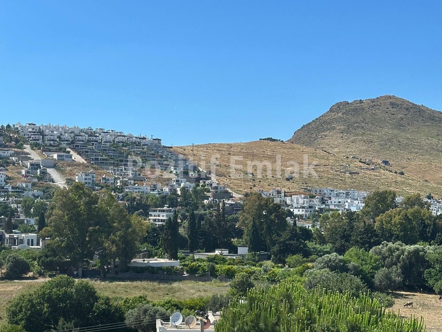 Bodrum Akyarlar'da Site içi Deniz Manzaralı Daire