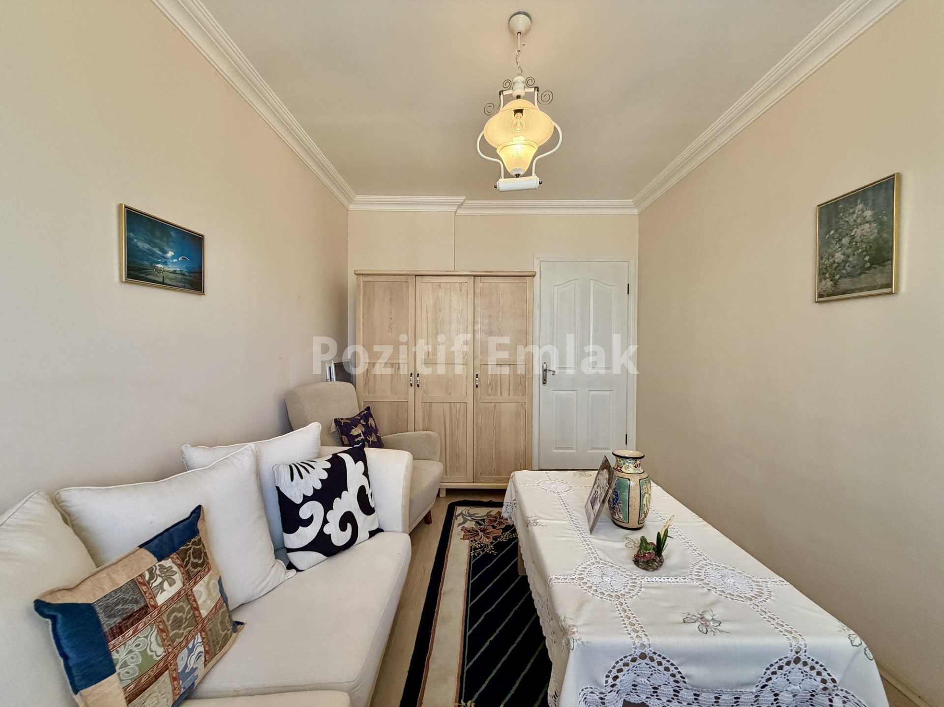 Turgutreis Merkezde Çok Geniş Ara Kat 3+1 Daire