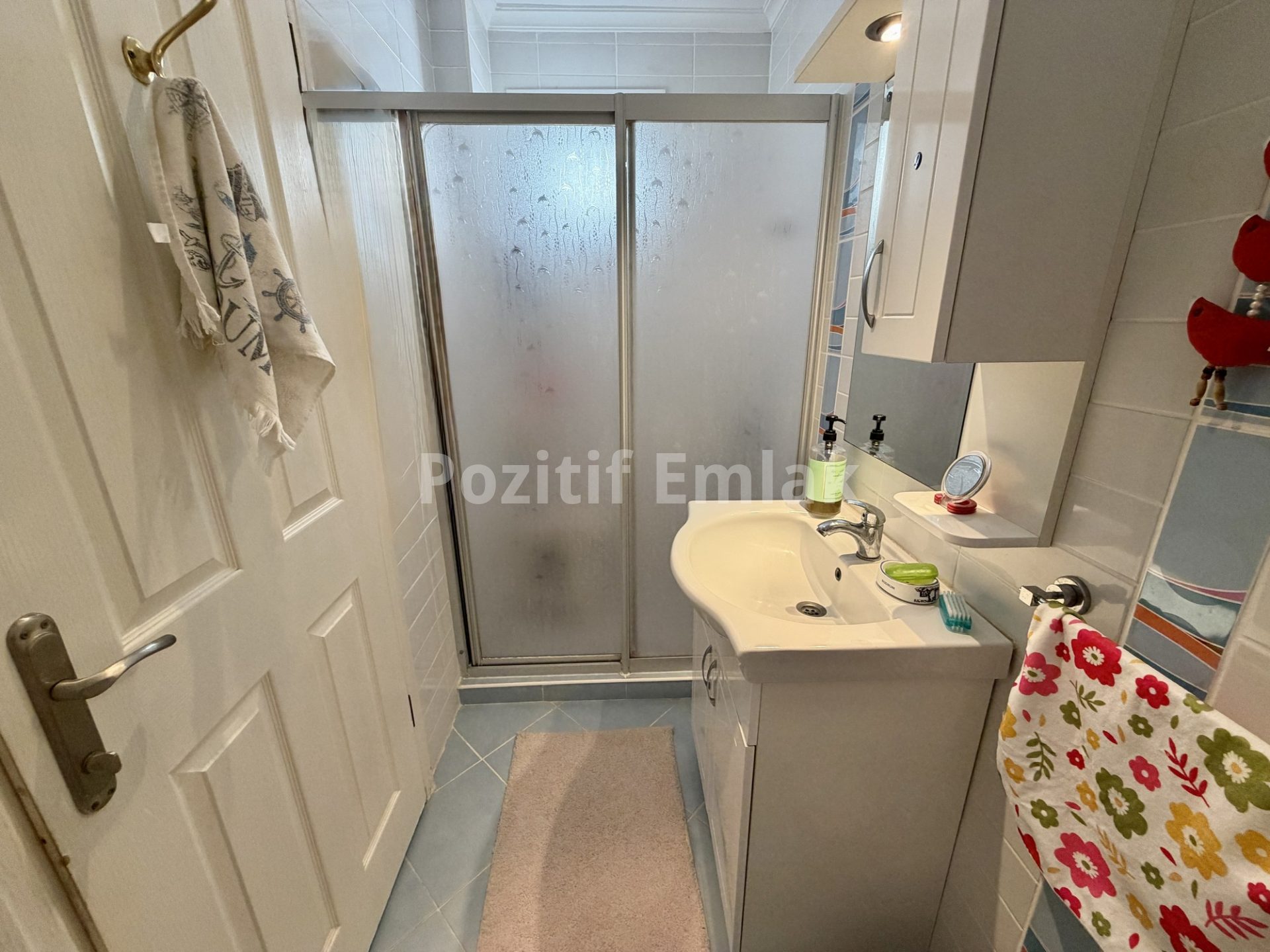 Turgutreis Merkezde Çok Geniş Ara Kat 3+1 Daire