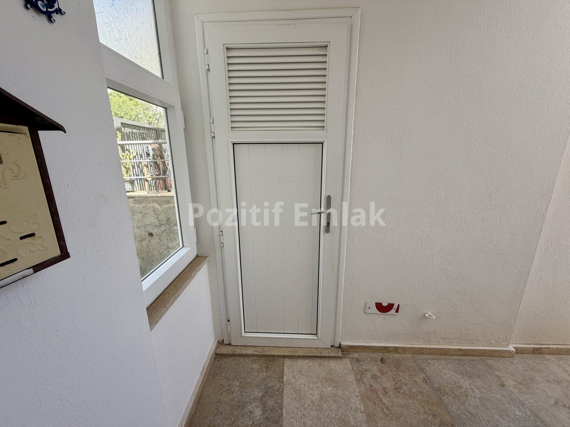 Turgutreis Merkezde Çok Geniş Ara Kat 3+1 Daire