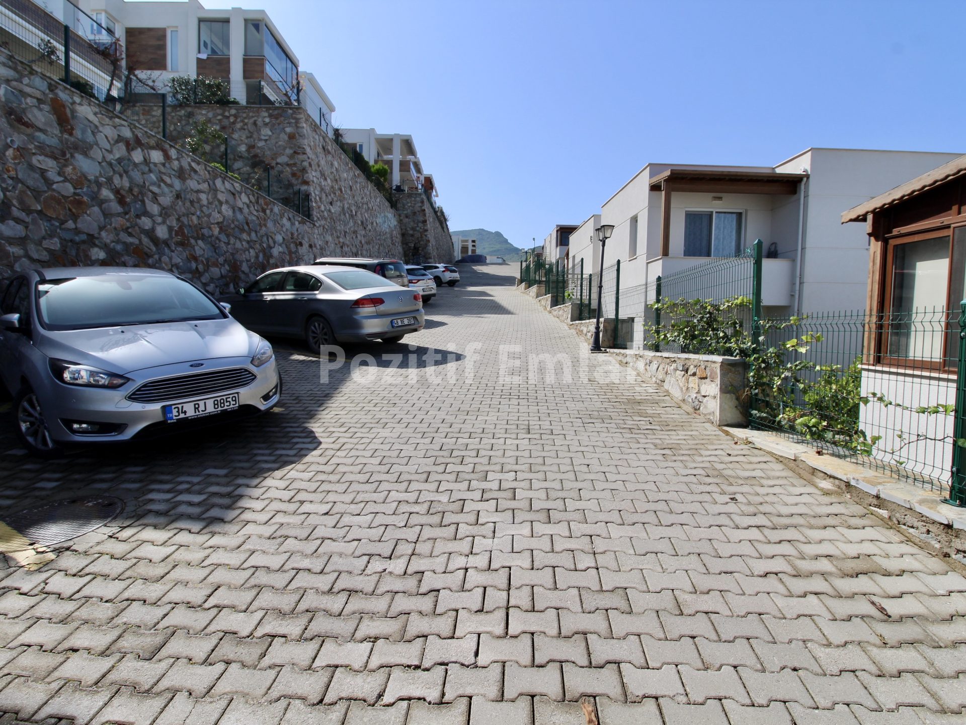 Turgutreis Karabağ'da Elit Site içinde Deniz Manzaralı 3+1