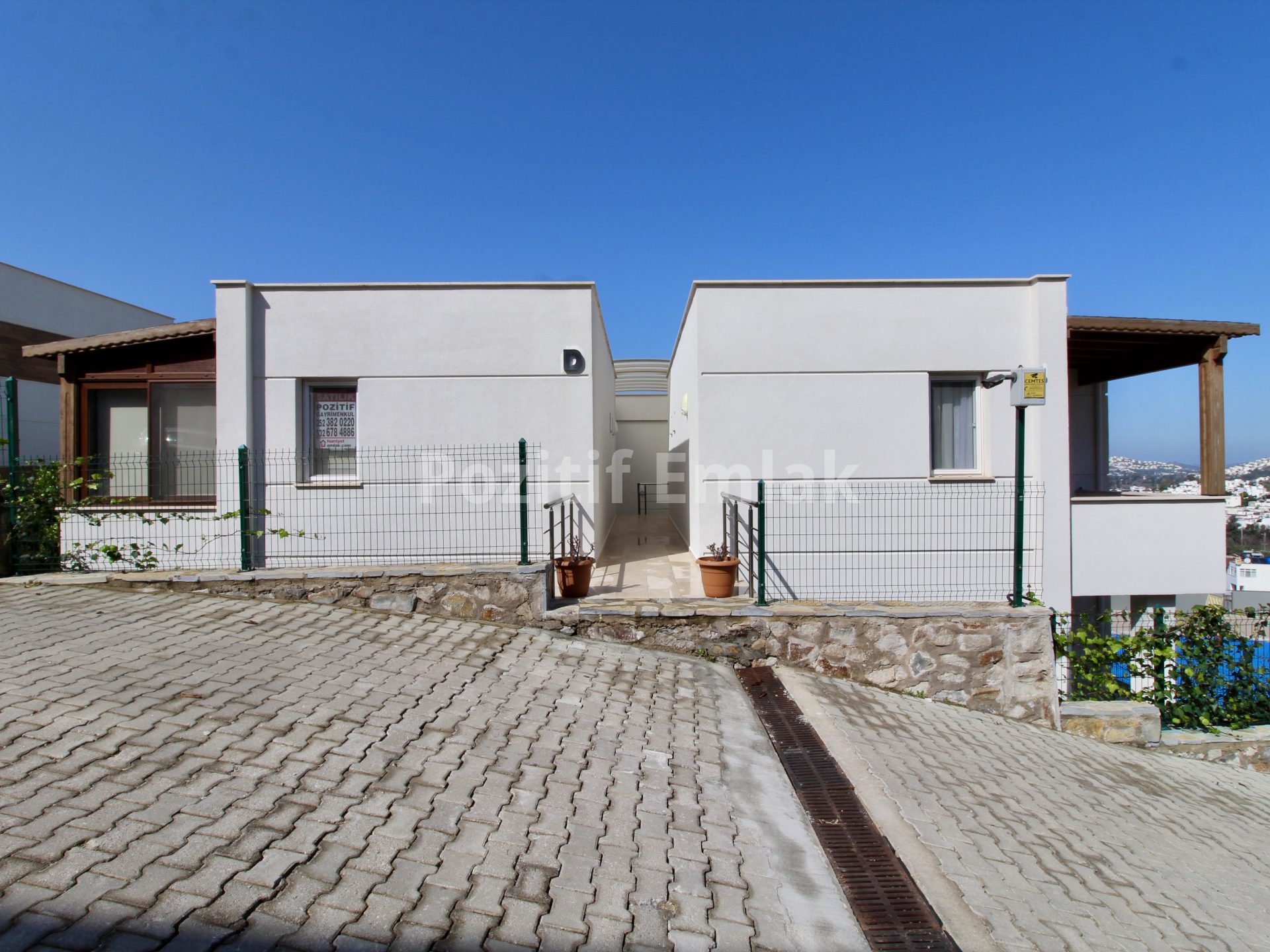 Turgutreis Karabağ'da Elit Site içinde Deniz Manzaralı 3+1
