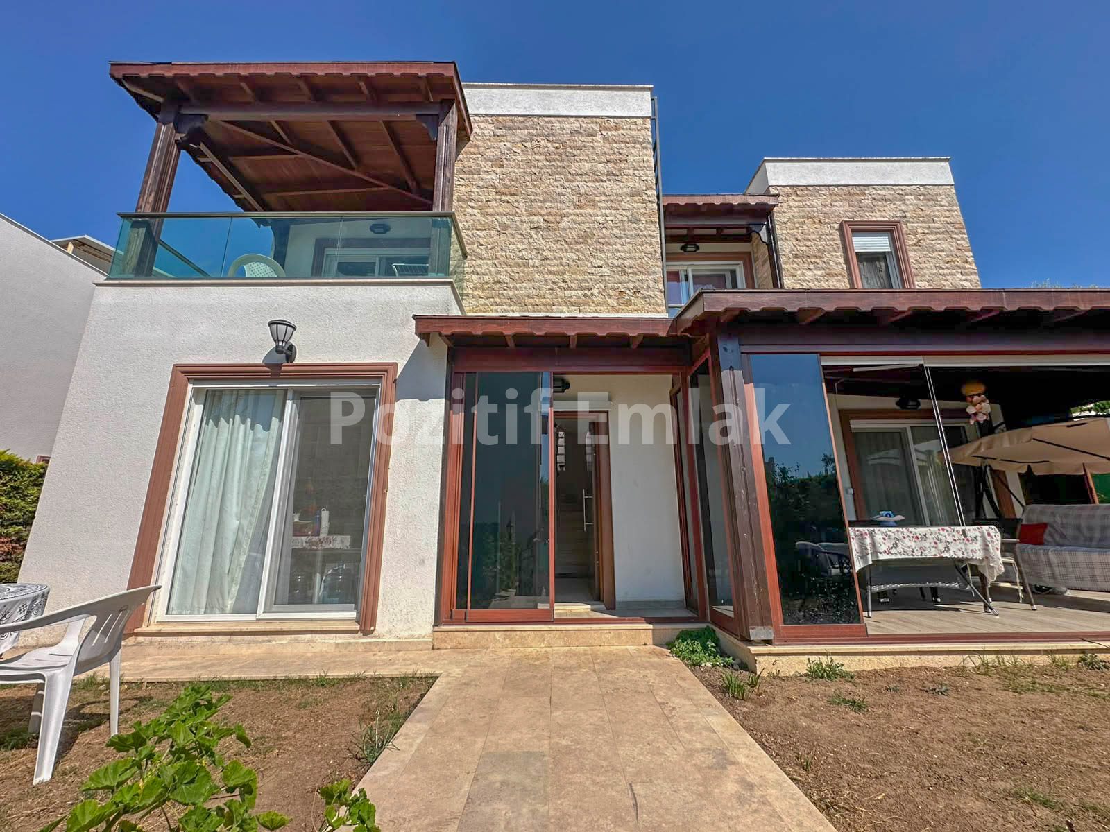 Bodrum Turgutreis'te Müstakil Bahçeli 3+1 Villa
