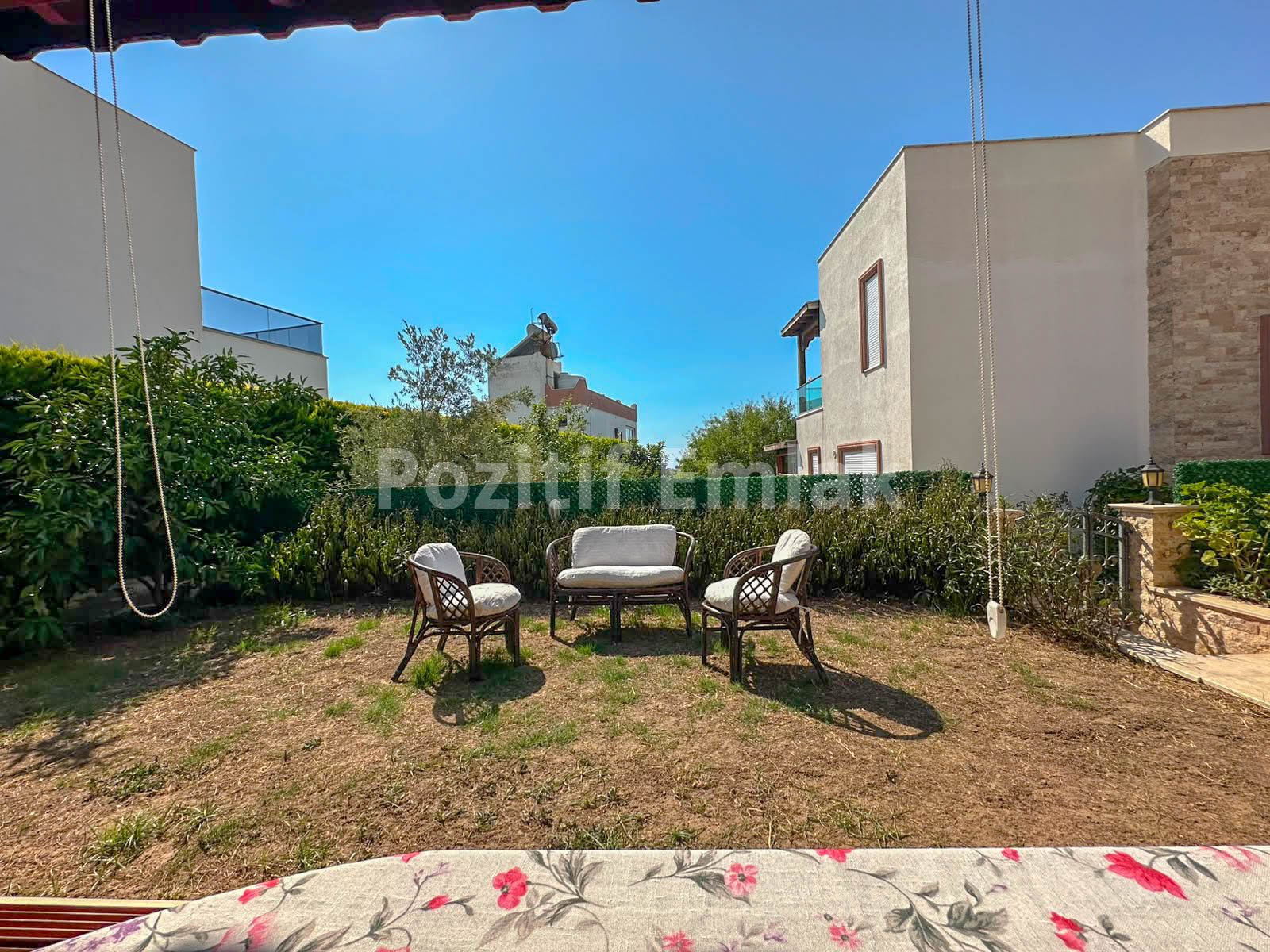 Bodrum Turgutreis'te Müstakil Bahçeli 3+1 Villa
