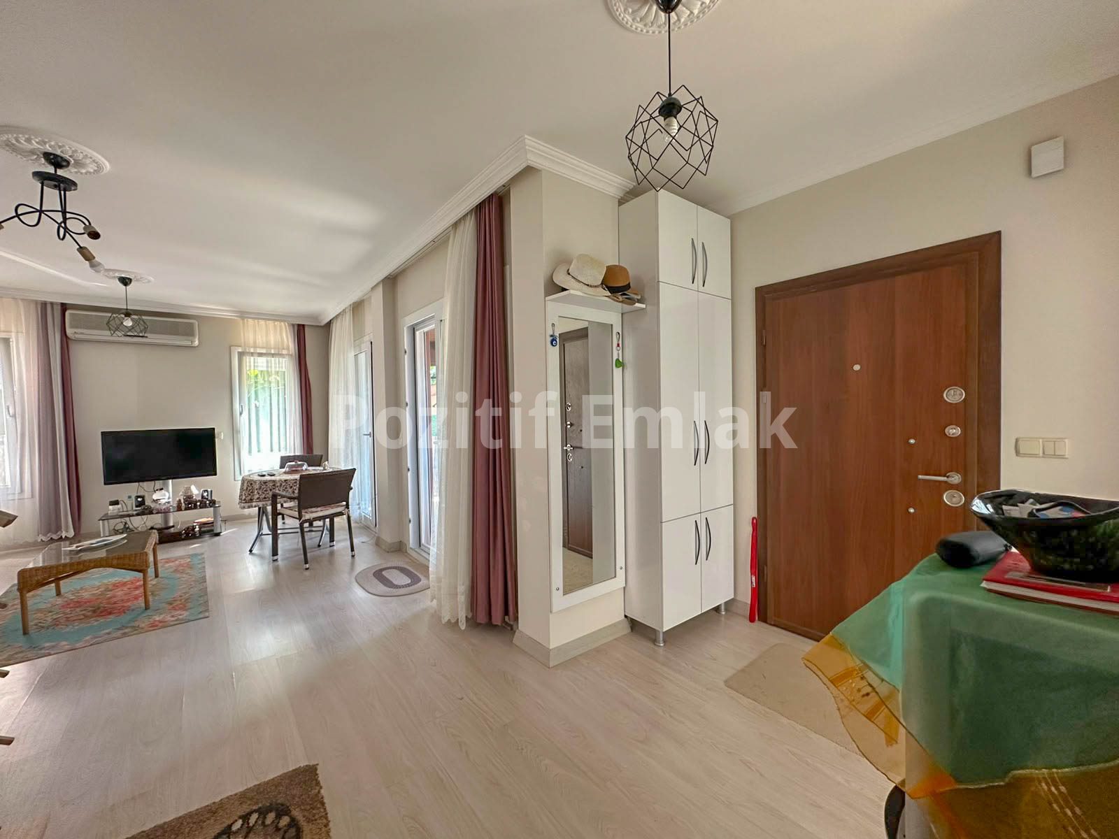 Bodrum Turgutreis'te Müstakil Bahçeli 3+1 Villa