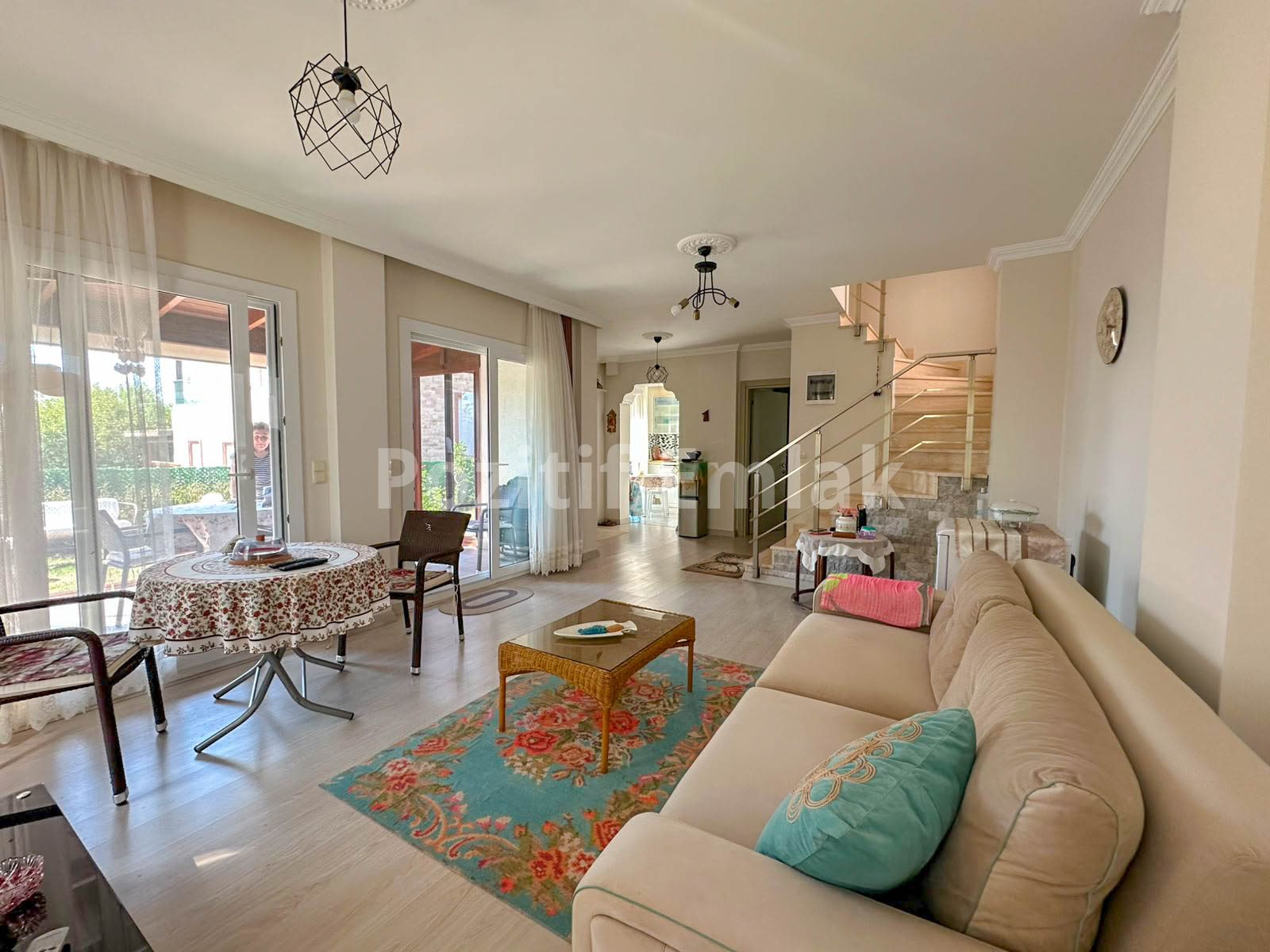 Bodrum Turgutreis'te Müstakil Bahçeli 3+1 Villa