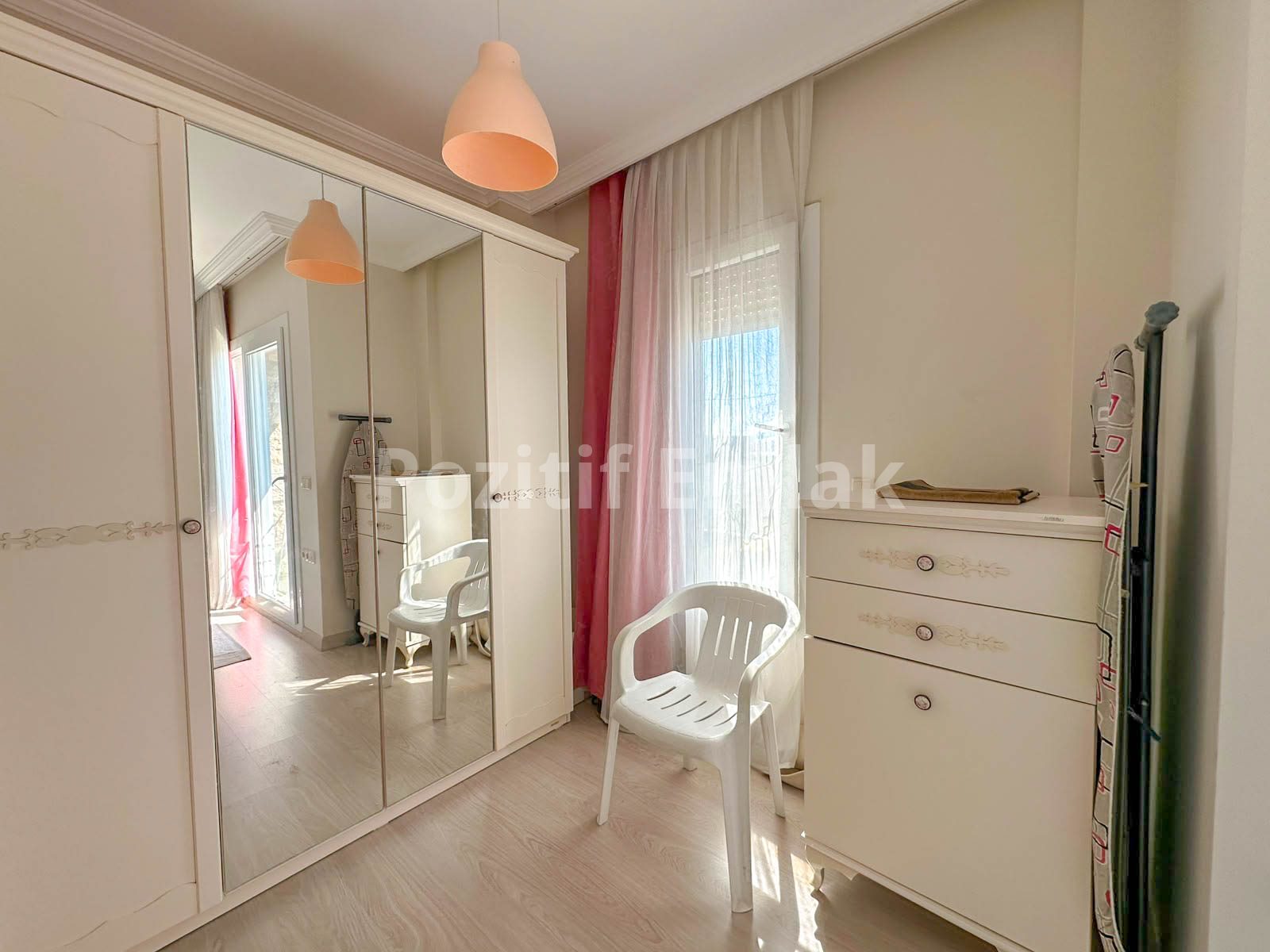 Bodrum Turgutreis'te Müstakil Bahçeli 3+1 Villa