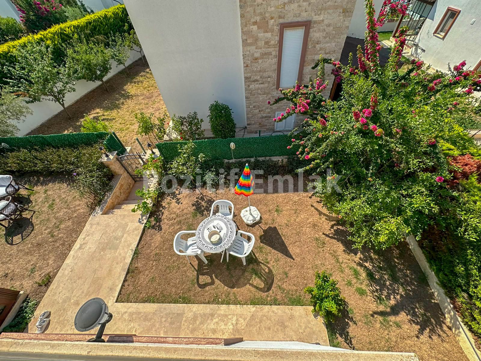 Bodrum Turgutreis'te Müstakil Bahçeli 3+1 Villa
