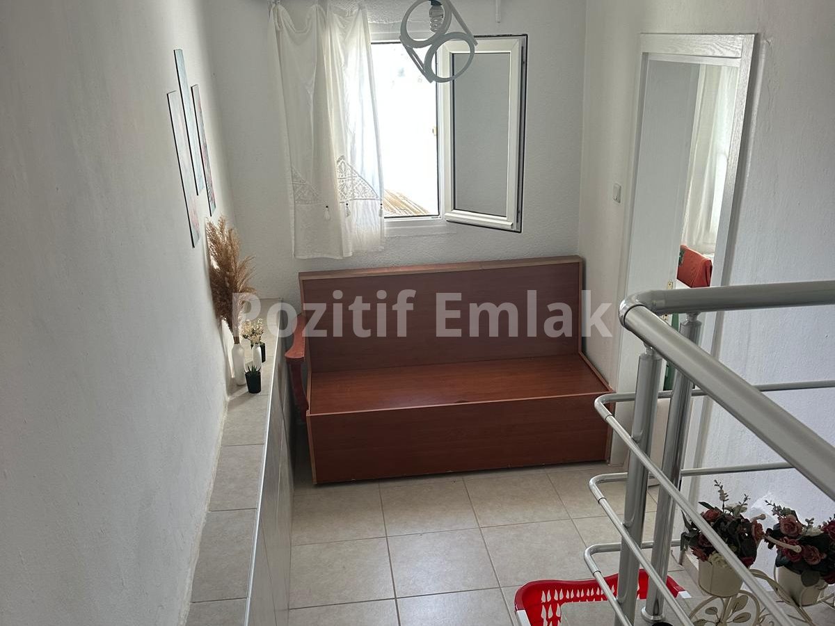 Bodrum Akyarlar'da Satılık Site içi Sahile Yakın 3+1 Bahçe Katı