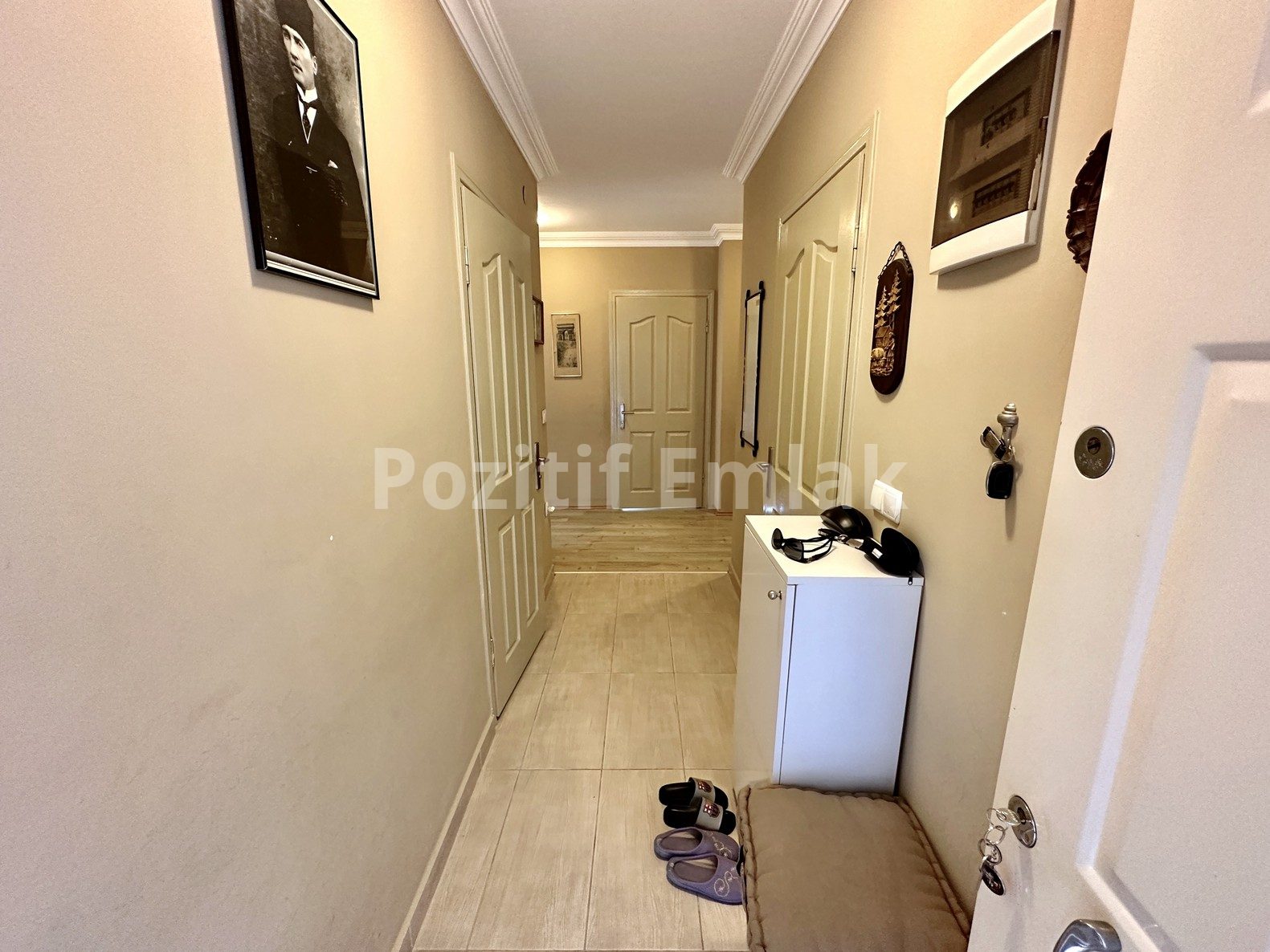 Turgutreis Merkezde Satılık 3+1 Bahçe Katı Geniş Daire