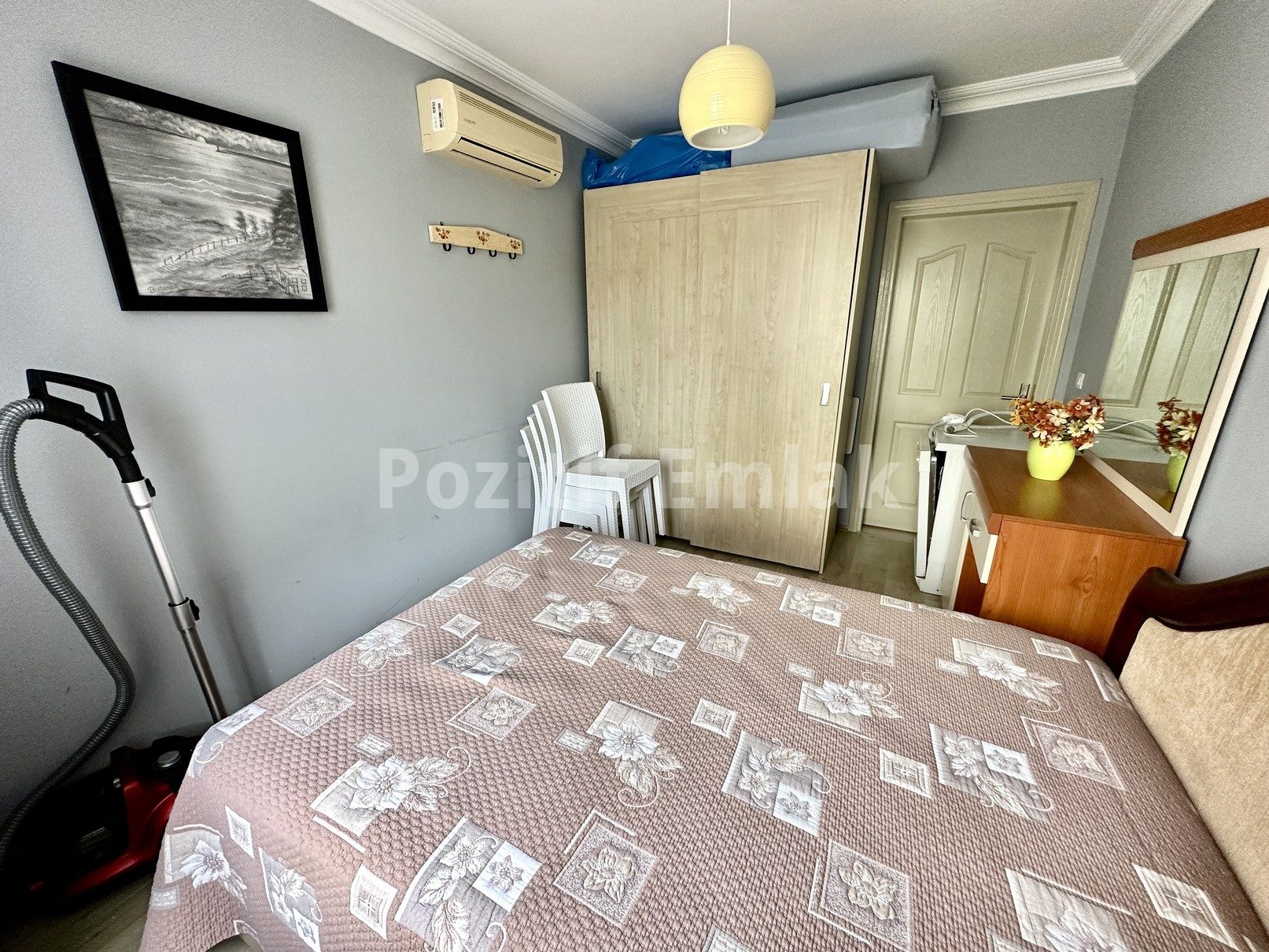 Turgutreis Merkezde Satılık 3+1 Bahçe Katı Geniş Daire